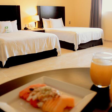 Hipico Inn Hotel Poza Rica Экстерьер фото