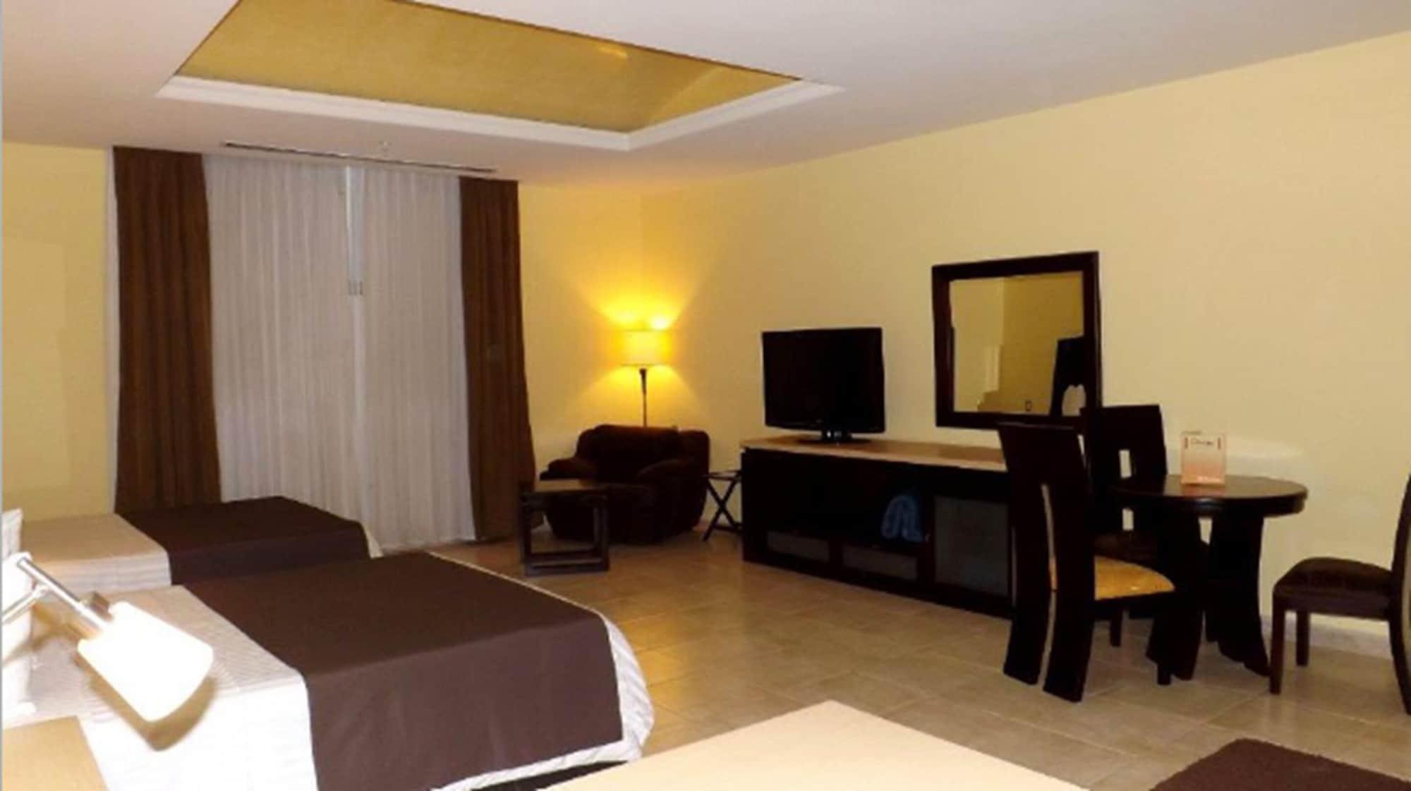 Hipico Inn Hotel Poza Rica Экстерьер фото