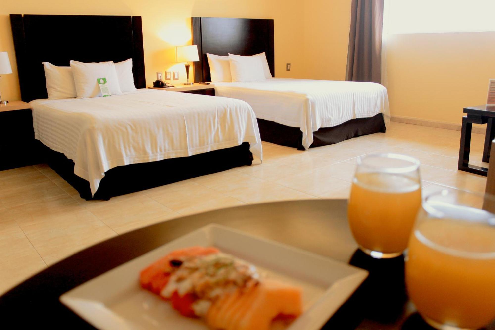 Hipico Inn Hotel Poza Rica Экстерьер фото